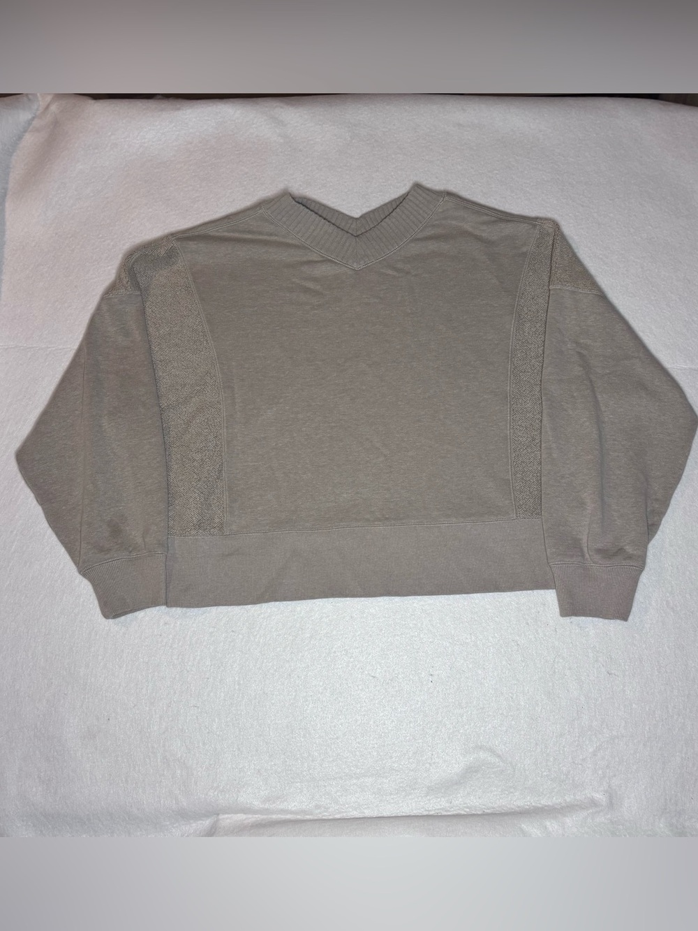 aerie Womans V-Neck Oversized Sweater in Tan Size XL
